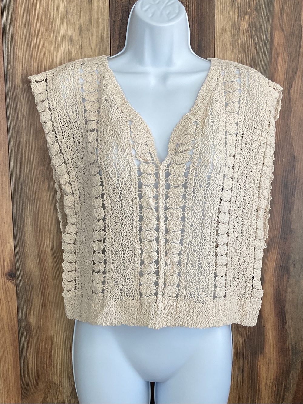 POL Cream Crochet V-Neck Sweater Vest SMC64 ONE 209B
